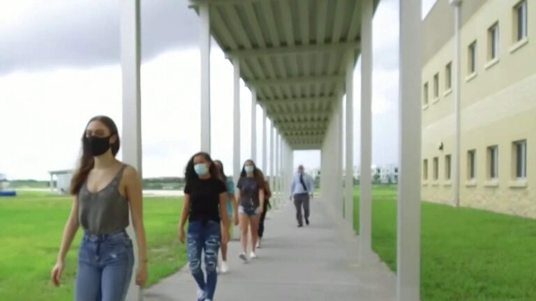 BREAKING: Judge says local school districts can make reopening decisions – overrides mandates from governor.