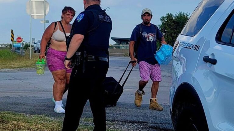 Police Officer buys couple caught panhandling bus tickets to San Antonio where they were trying to go for work