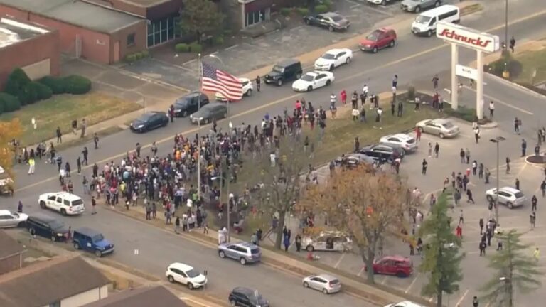 Shooter quickly stopped by police after shooting multiple people at St. Louis school