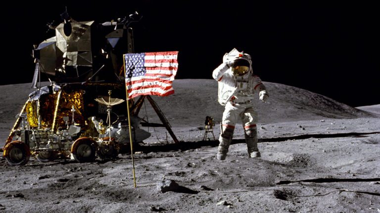 Google’s AI Technology Analysis suggests Apollo 11 Moon Landing Photos are Fabricated