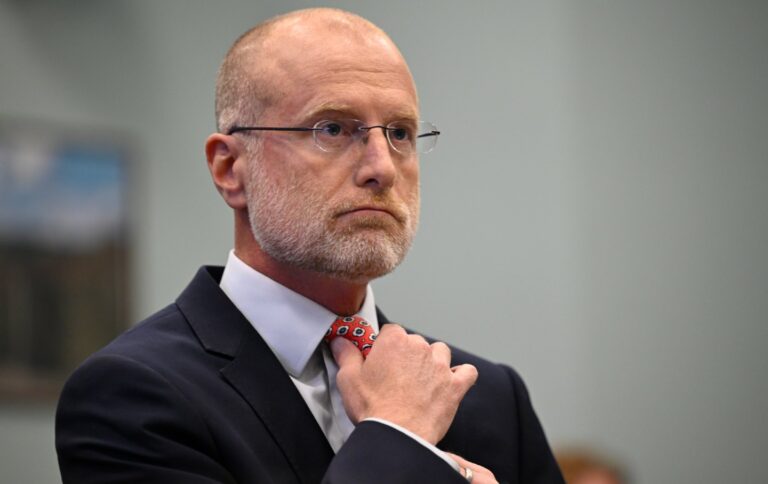 Congressmen Call on FCC Chair to Resign After Pressuring Disney to Fire Kimmel