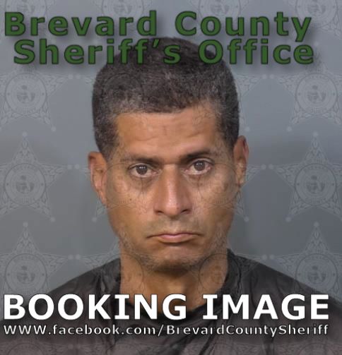 Mugshot of Roberto Manuel Alonso