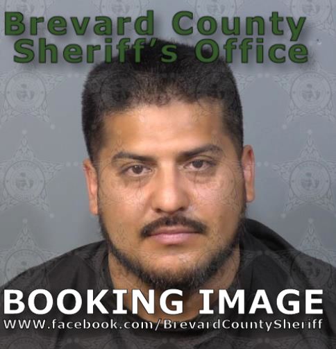 Mugshot of Jonathan Luis Valdivia
