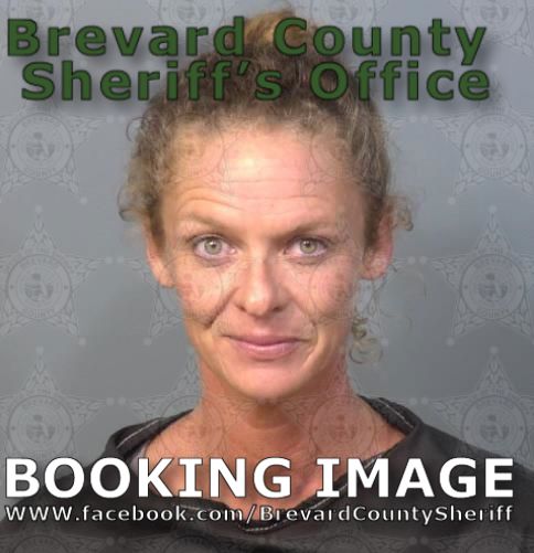 Mugshot of Nina Justine Roberts