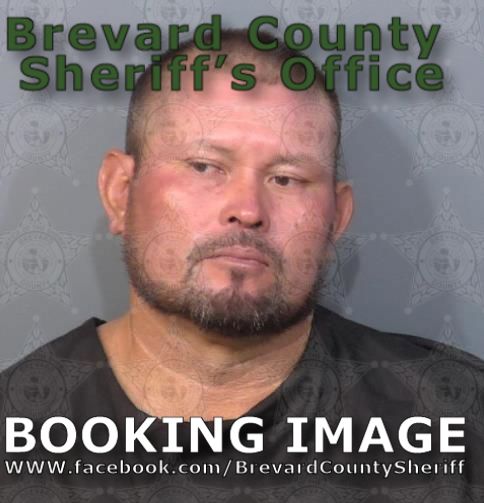 Mugshot of Roberto Oyuela