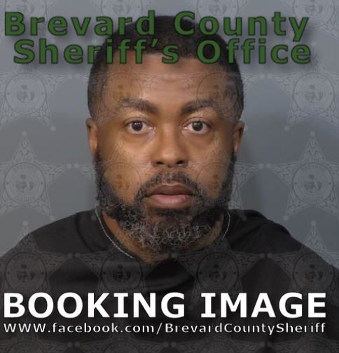 Mugshot of Derrick T Green