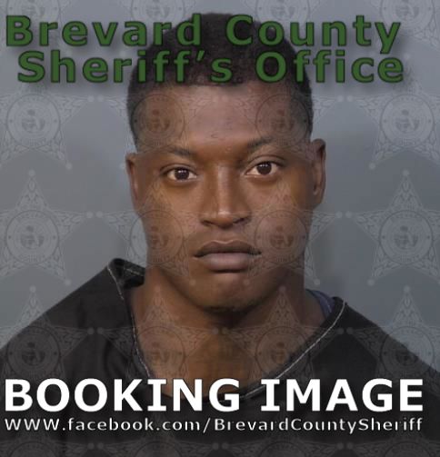 Mugshot of Khwyntarius Deyshauwn Alves