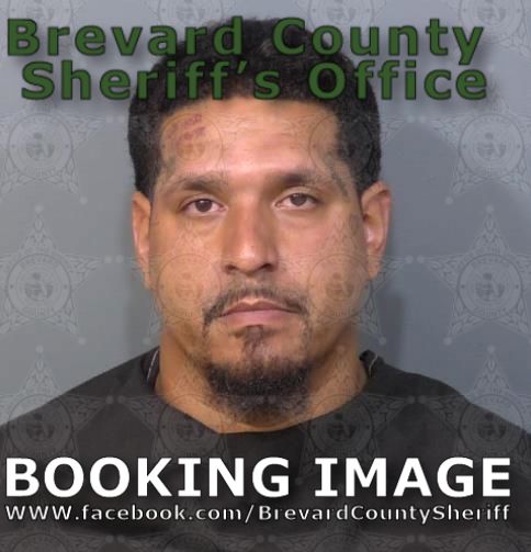 Mugshot of Carlos Ivan Vicenteabad