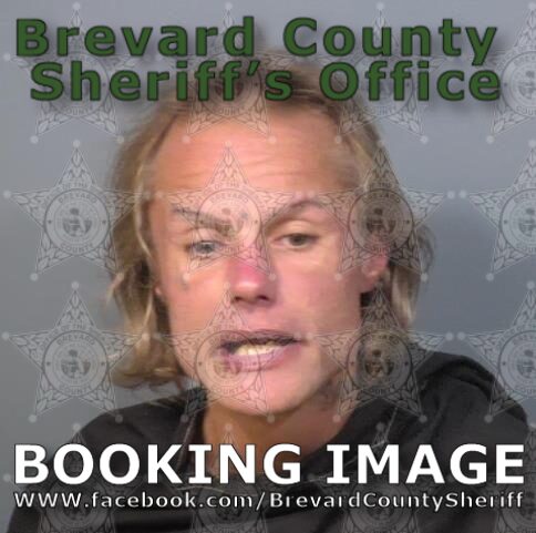 Mugshot of Dustin Lee Barnette